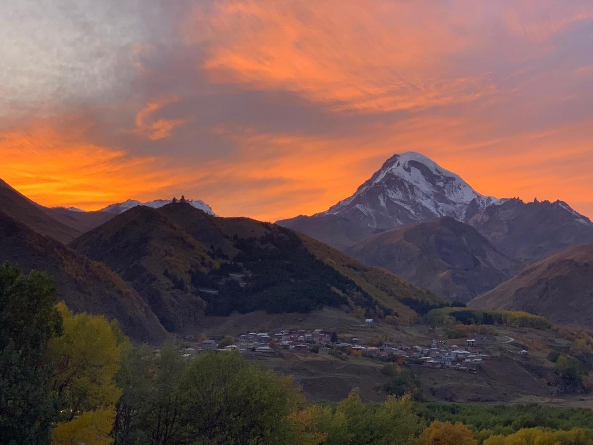 Old District Ξενοδοχείο Kazbegi Εξωτερικό φωτογραφία